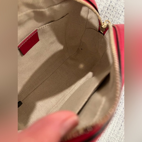 GUCCI red pebbled leather Soho disco bag - Picture 8 of 13